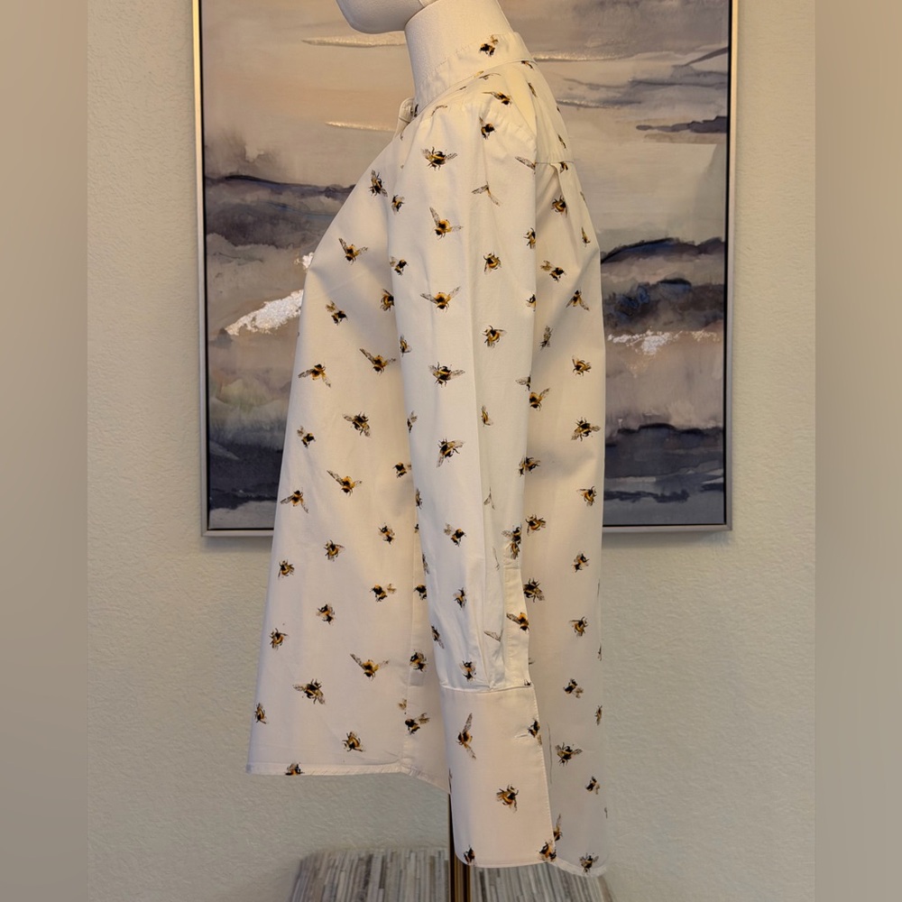 Victoria Beckham for Target Iconic Bee Print Blouse Structured Designer Top - Picture 6 of 15